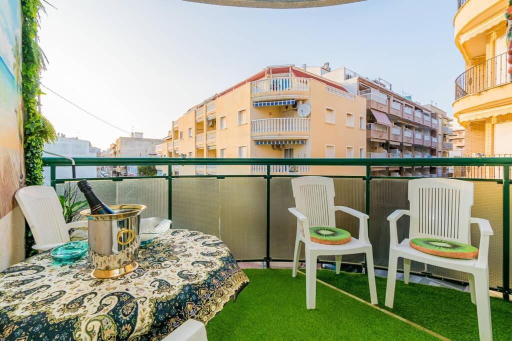 La Perla De Torrevieja Apartment Exterior photo